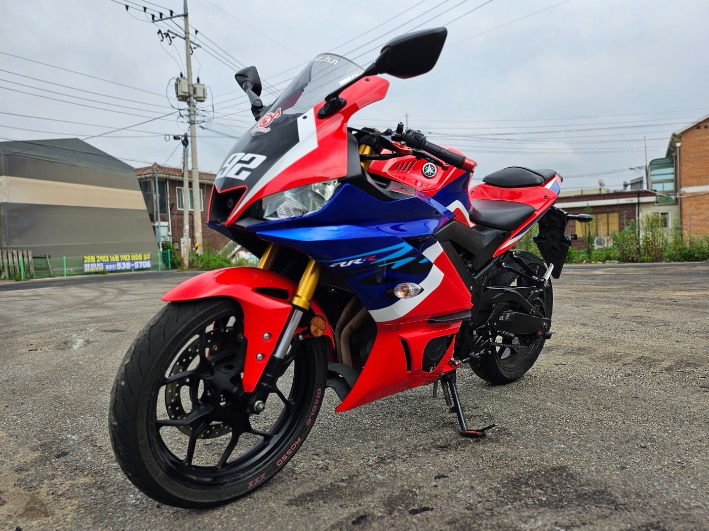 야마하 YZF R3 thumb 2