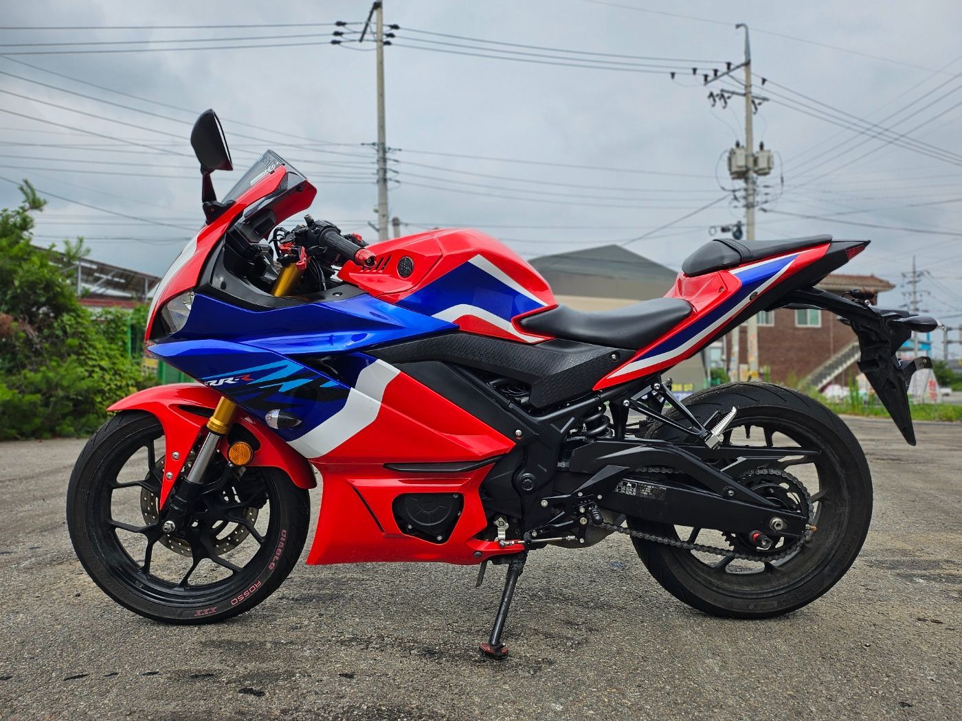 야마하 YZF R3 more