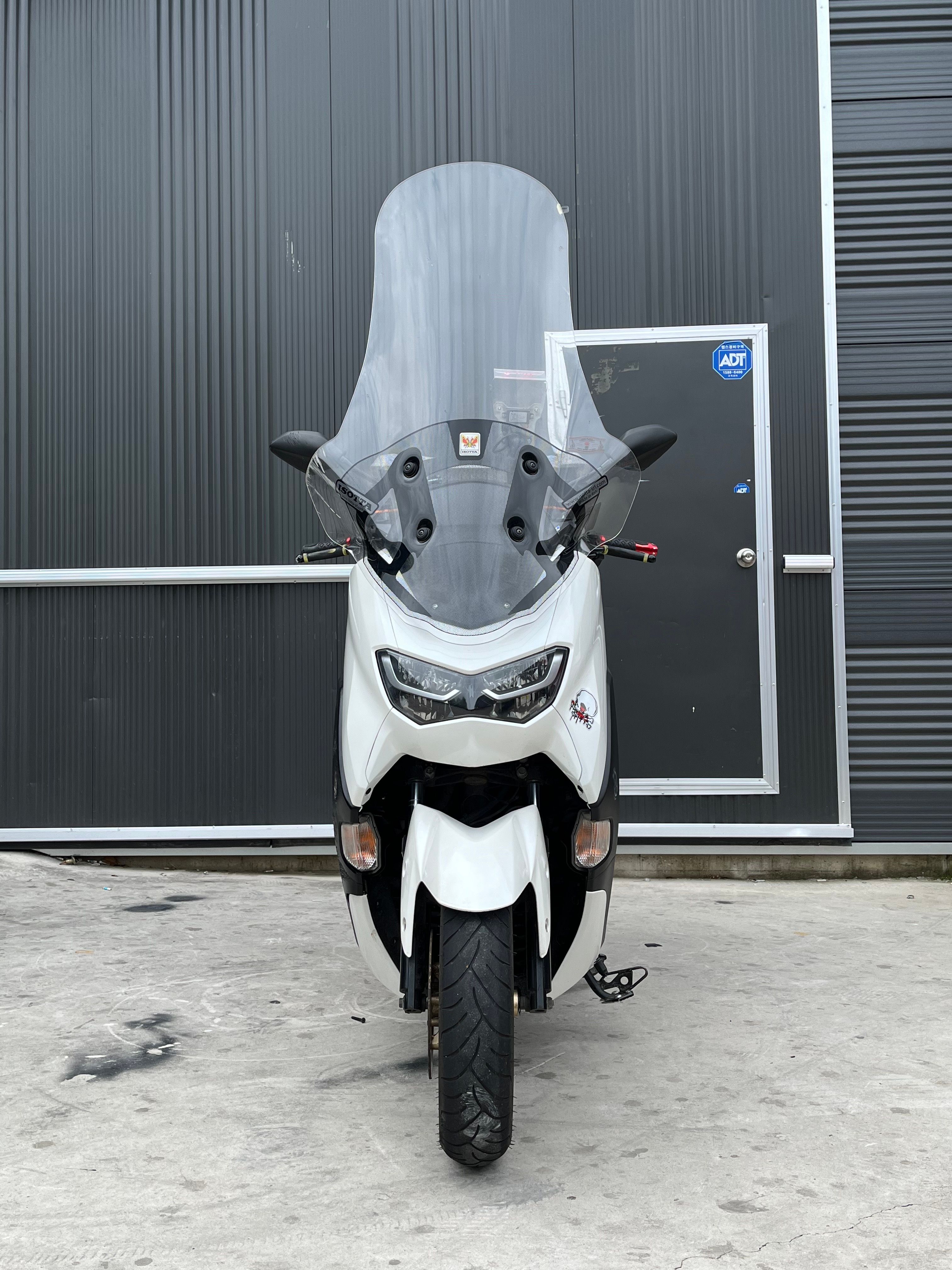 야마하 NMAX 125 thumb 2