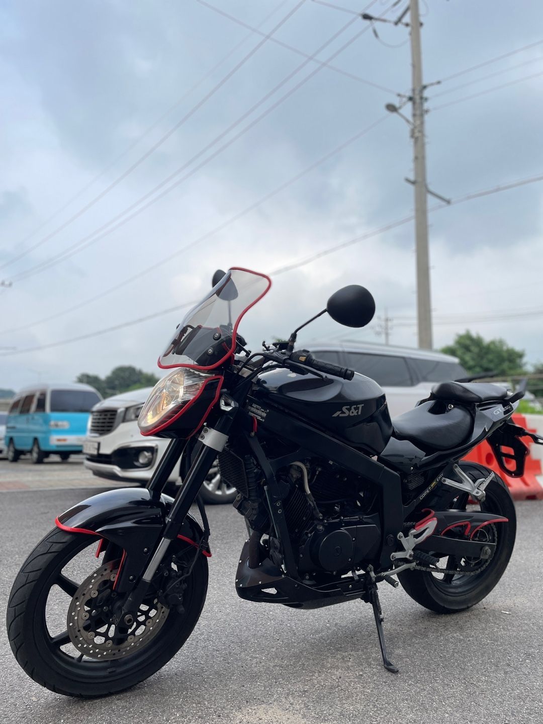 KR모터스 코멧 250 more