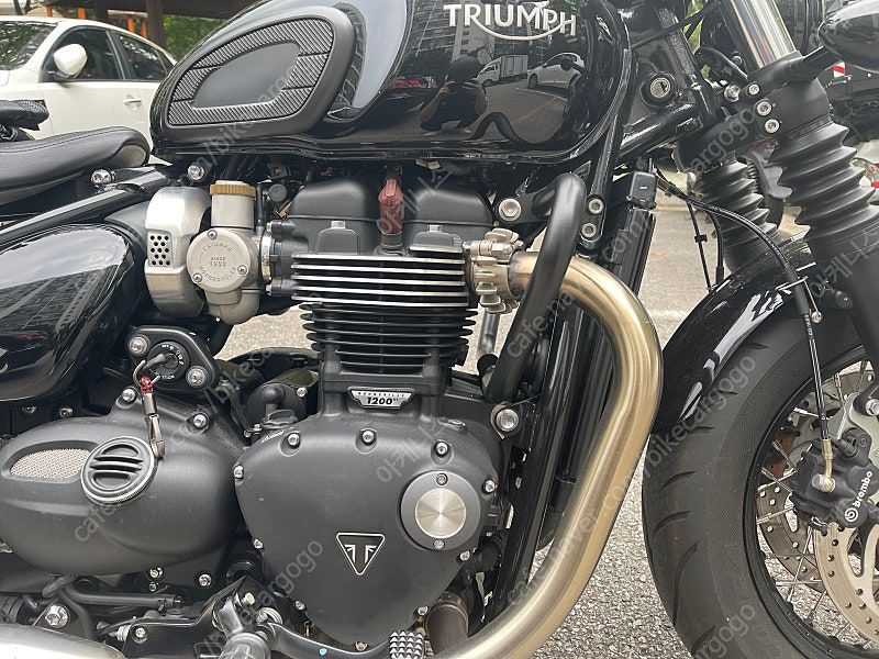 트라이엄프 본네빌 바버 more