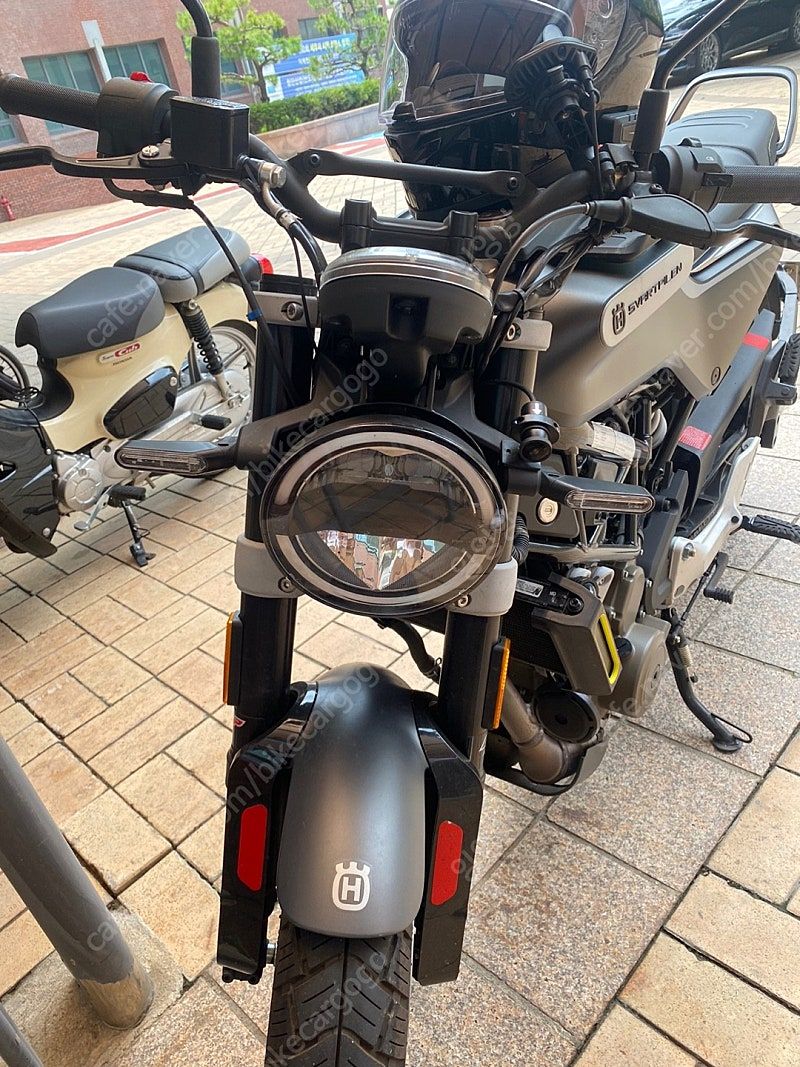 허스크바나 스바르트필렌 250 thumb 2