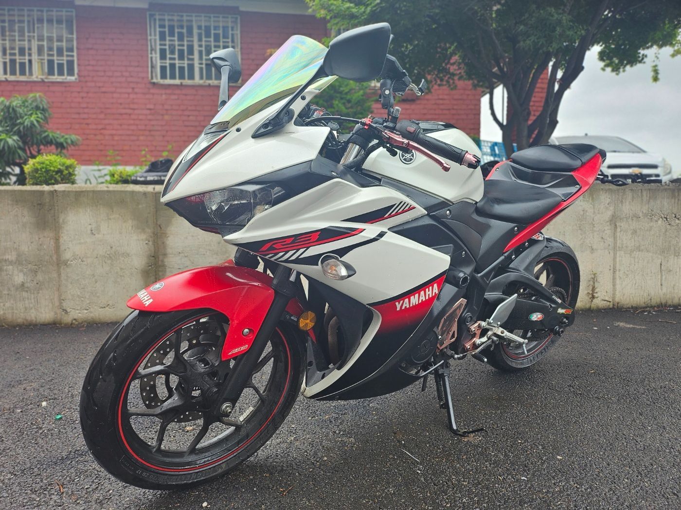 야마하 YZF R3 more