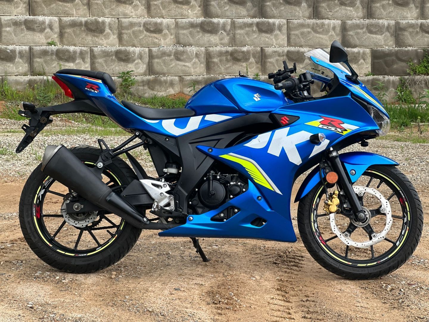 스즈키 GSX R 125 ABS thumb 2