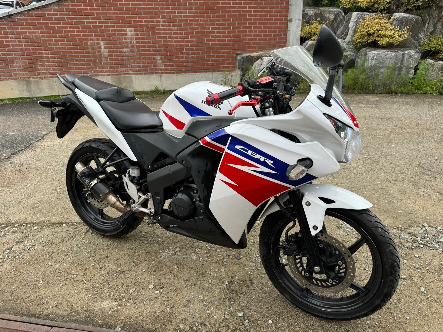 혼다 CBR 125 R more