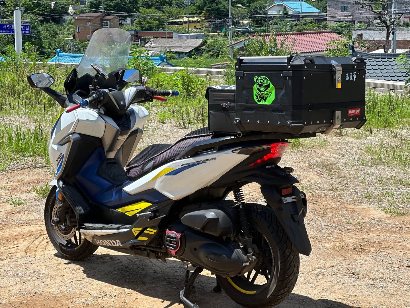 혼다 포르자 300 more