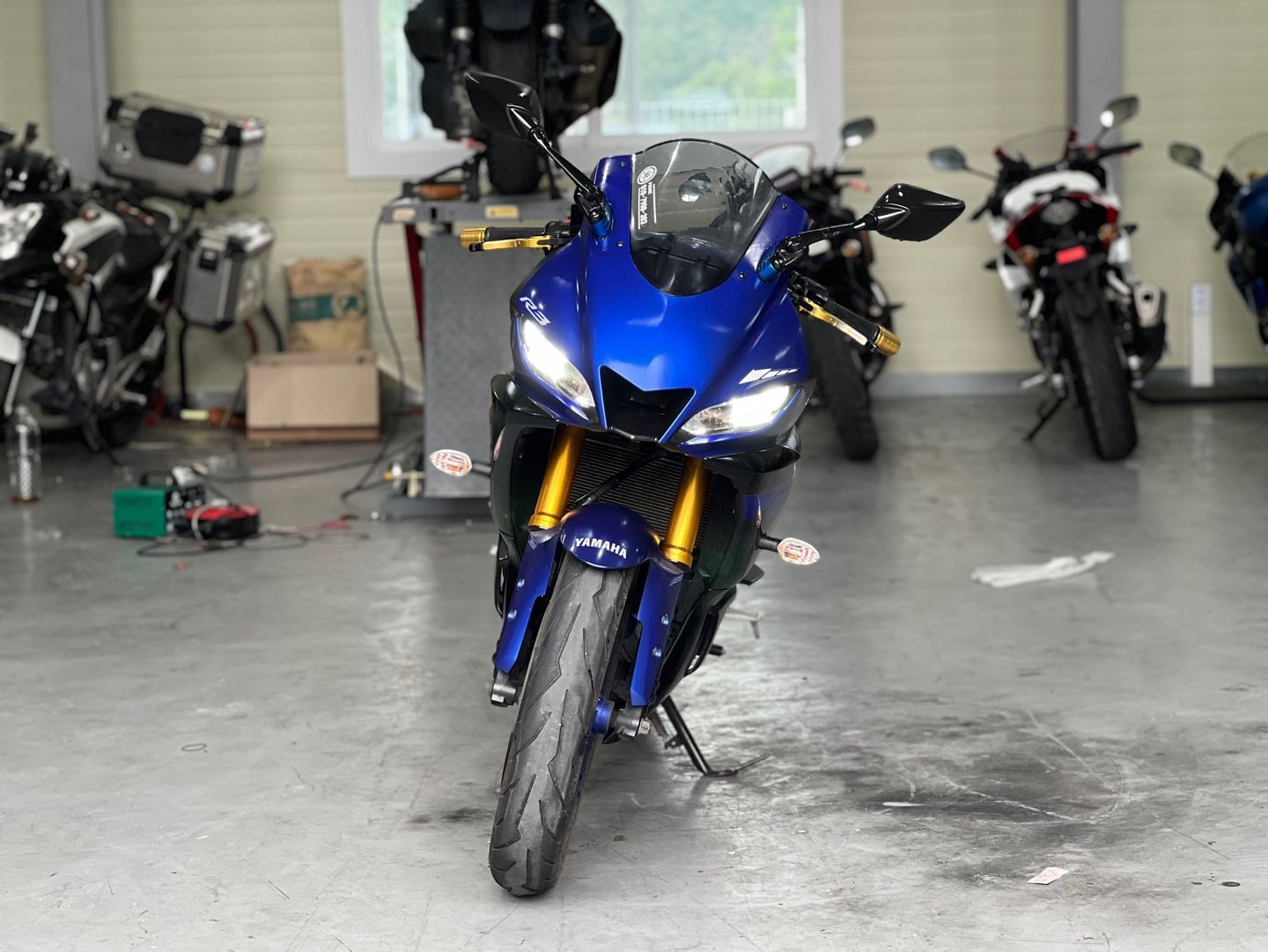 야마하 YZF R3 thumb 2