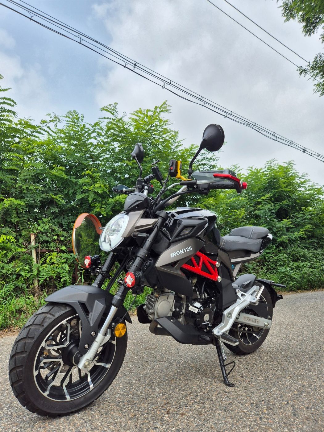 착한스쿠터 아이언 125 more