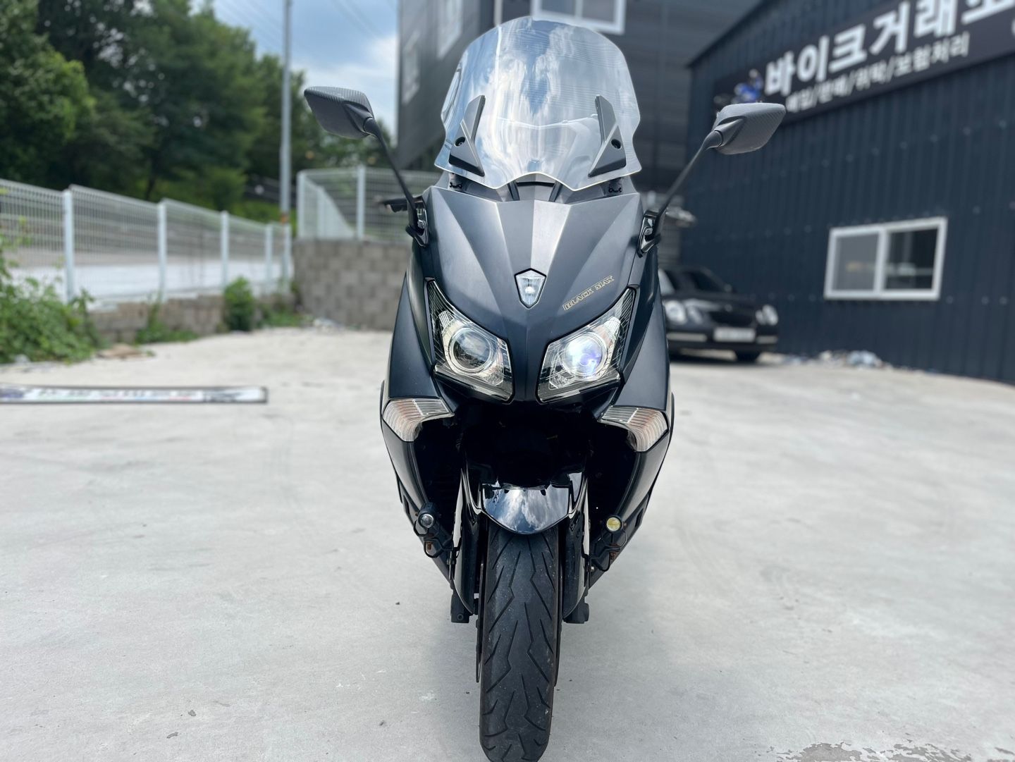 야마하 TMAX 530 thumb 2