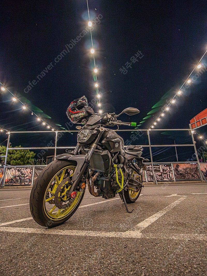 야마하 MT 07 thumb 2