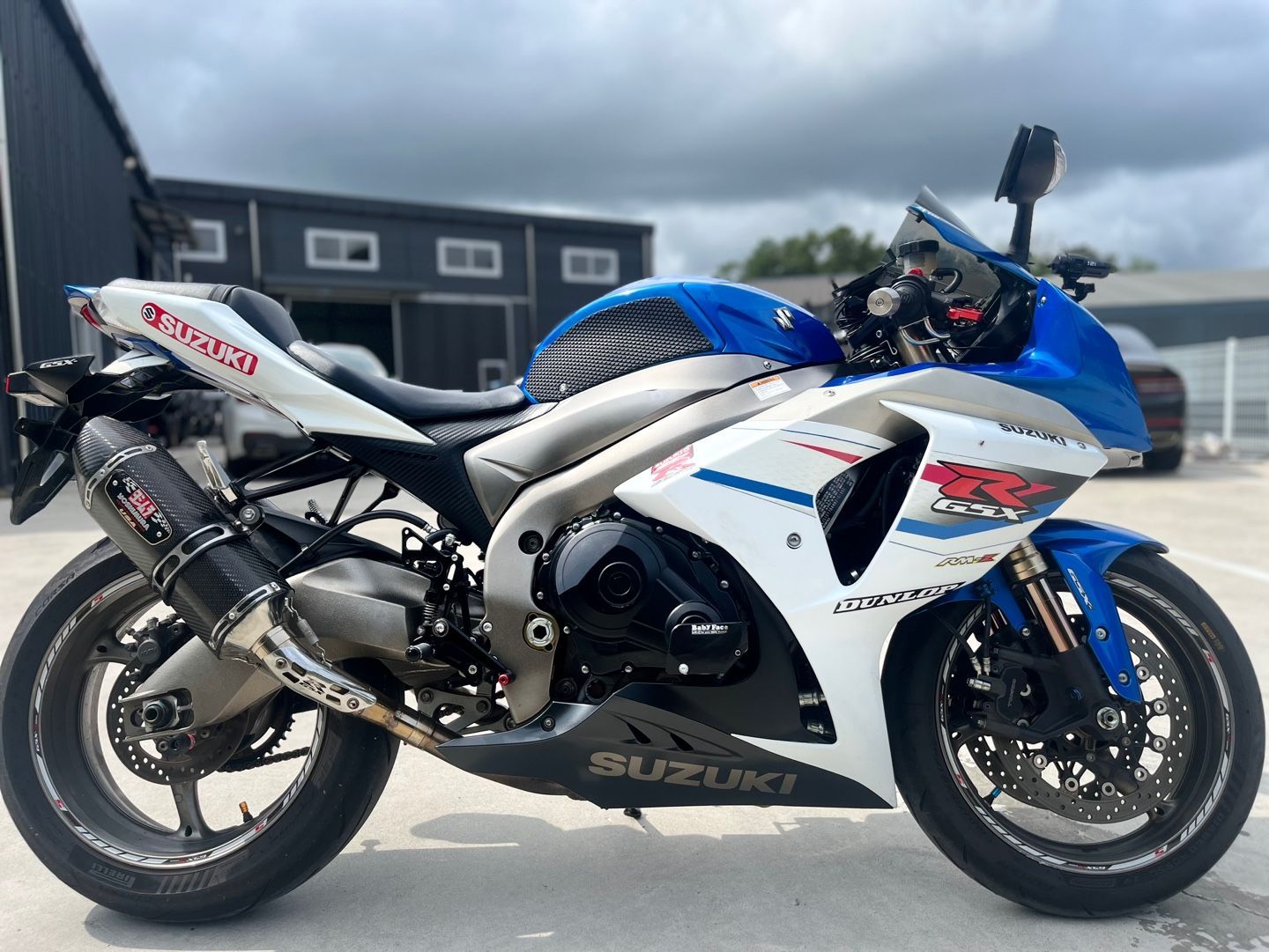 스즈키 GSX R 1000 more