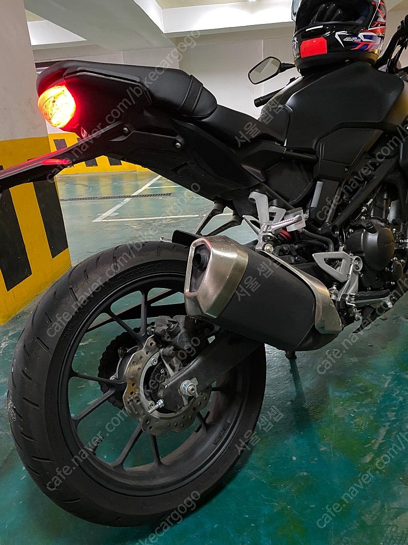 혼다 CB 300 R more