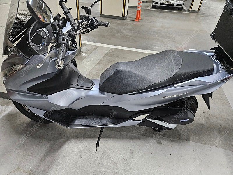 혼다 PCX 125 more