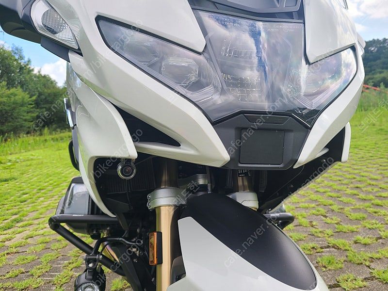 BMW R 1250 RT 2022 화이트 사진 6