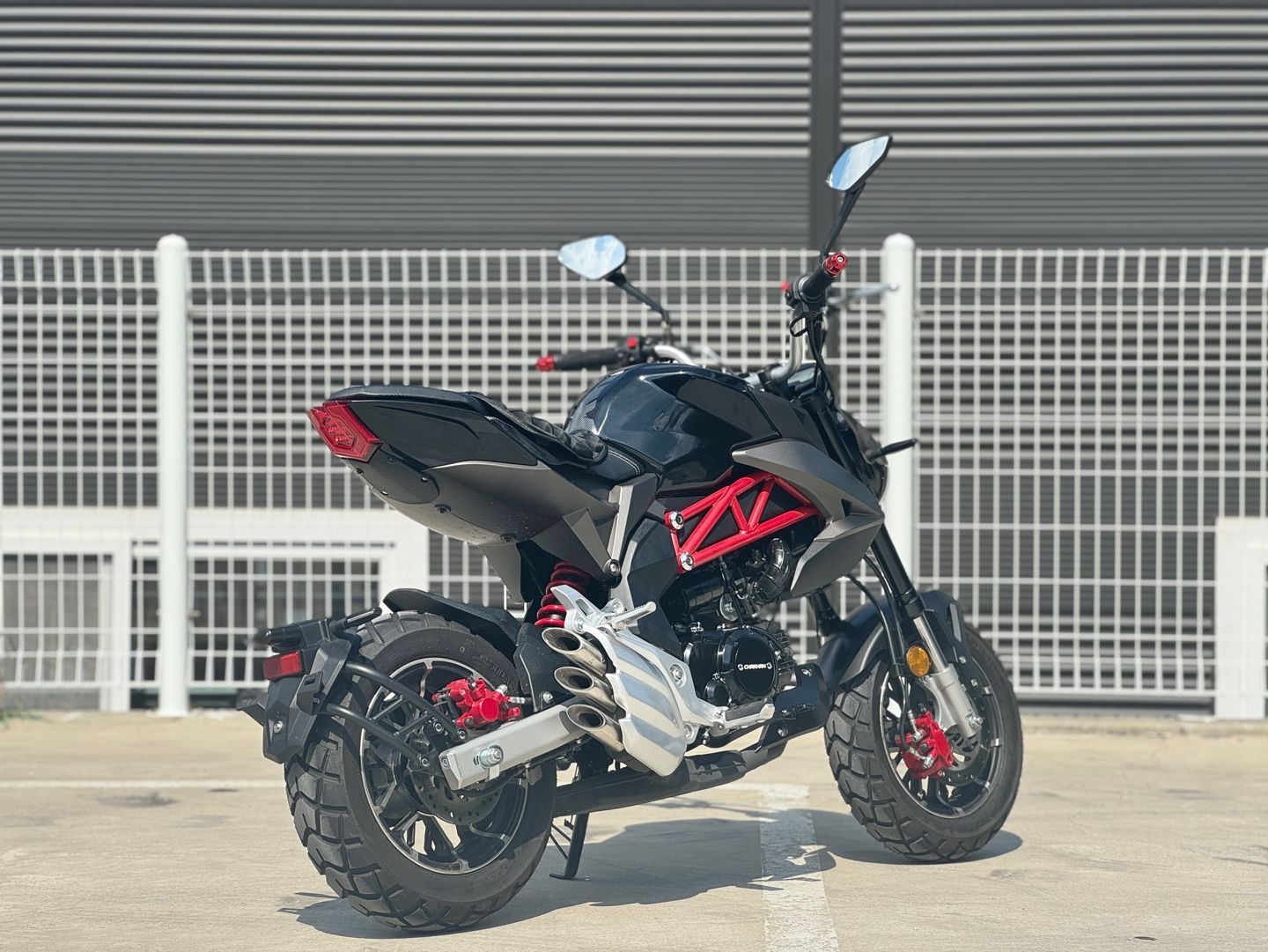 착한스쿠터 아이언 125 more