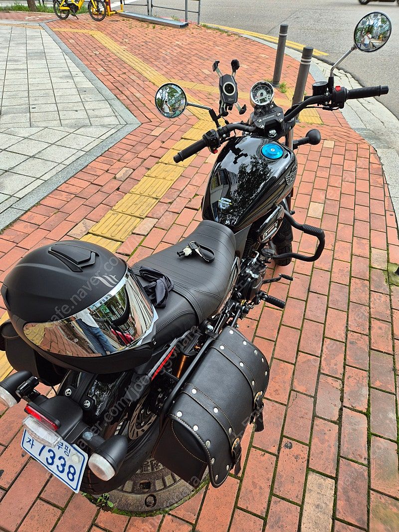 기타 베네트 125 more