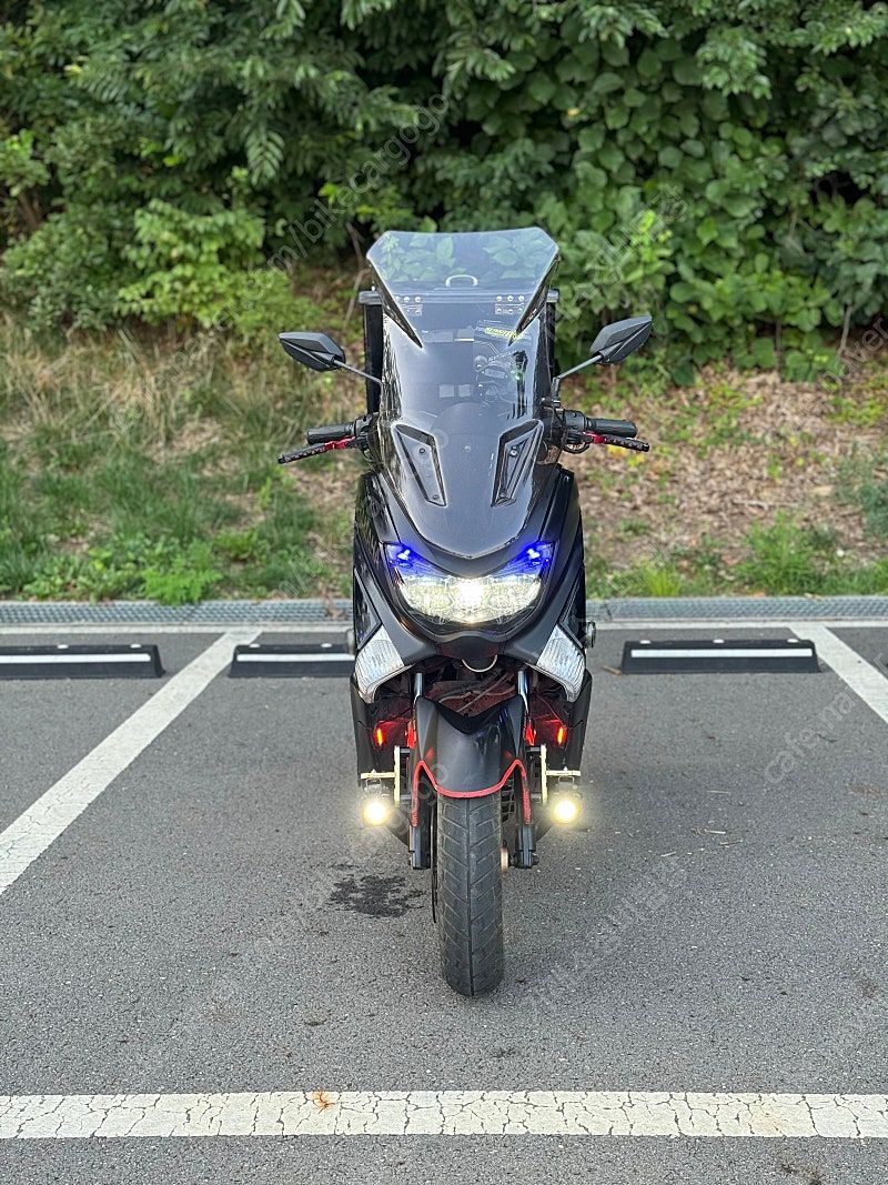 야마하 NMAX 125 thumb 2