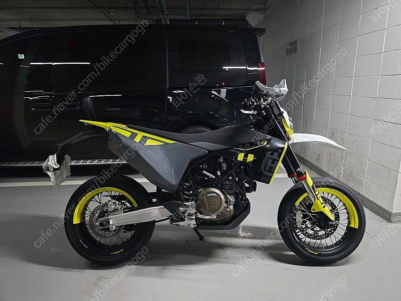 허스크바나 701 슈퍼모토 thumb 2