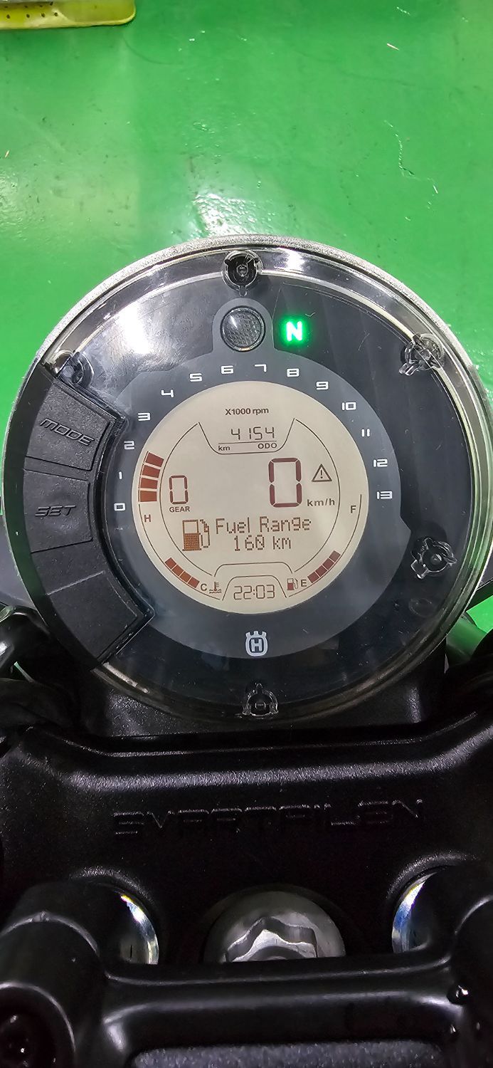 허스크바나 스바르트필렌 401 thumb 2