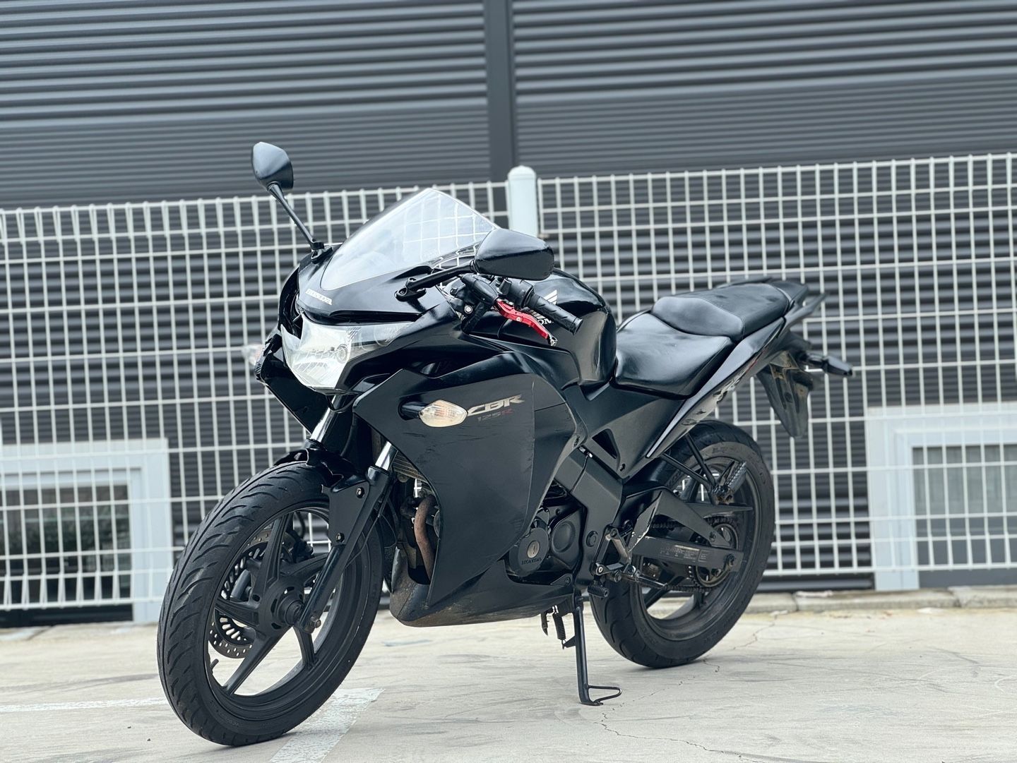 혼다 CBR 125 R more