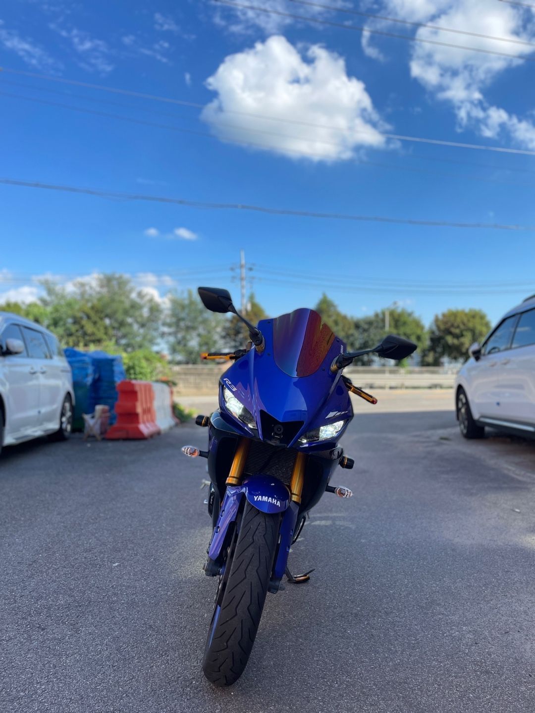 야마하 YZF R3 thumb 2