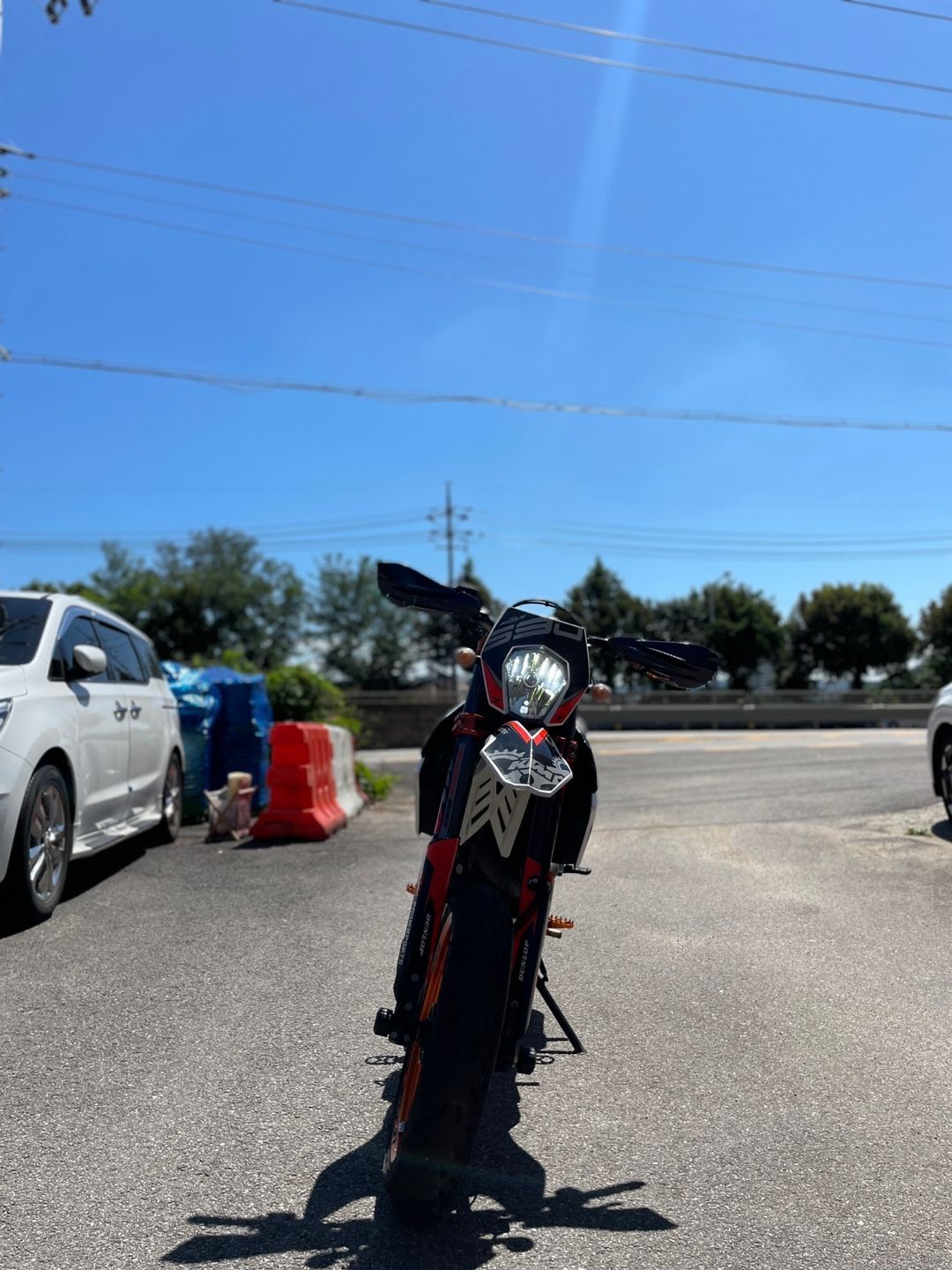 KTM 690 SMC R thumb 2