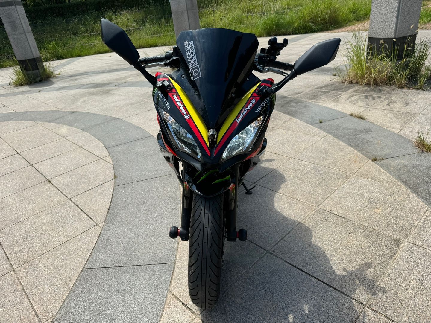 가와사키 닌자 650 more