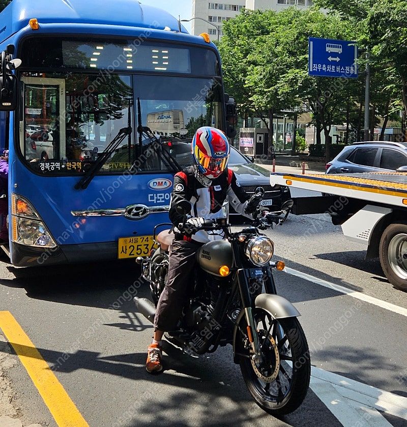 로얄엔필드 클래식 350 more