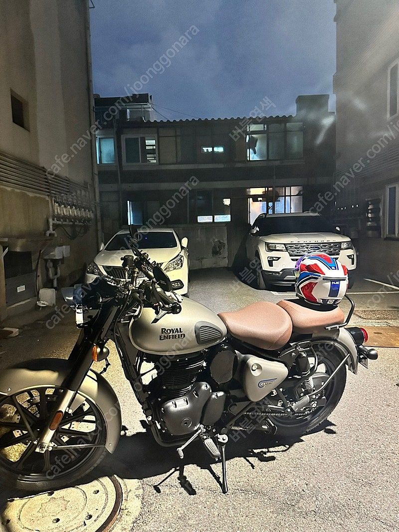 로얄엔필드 클래식 350 thumb 2