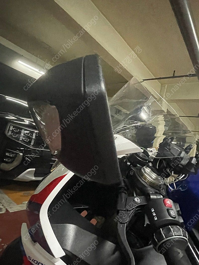 BMW S 1000 RR thumb 2