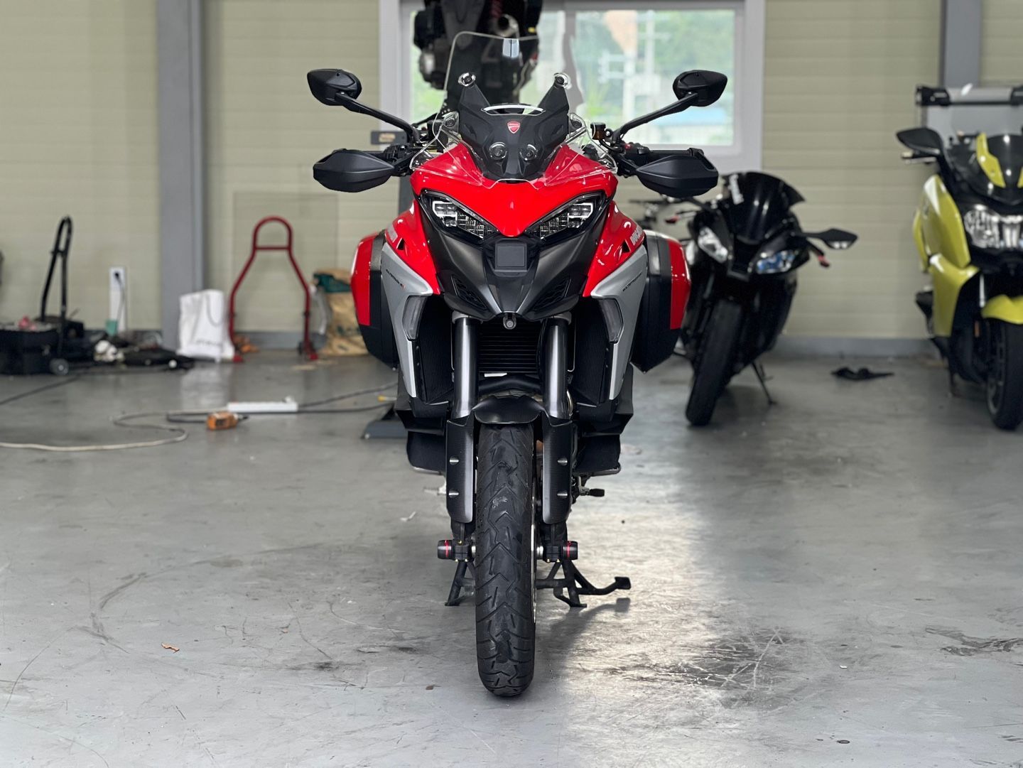 두카티 멀티스트라다 V4 S more