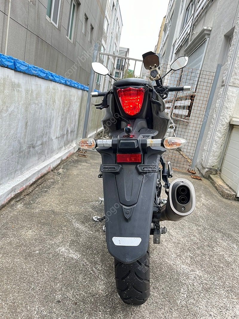 스즈키 GSX S 125 more