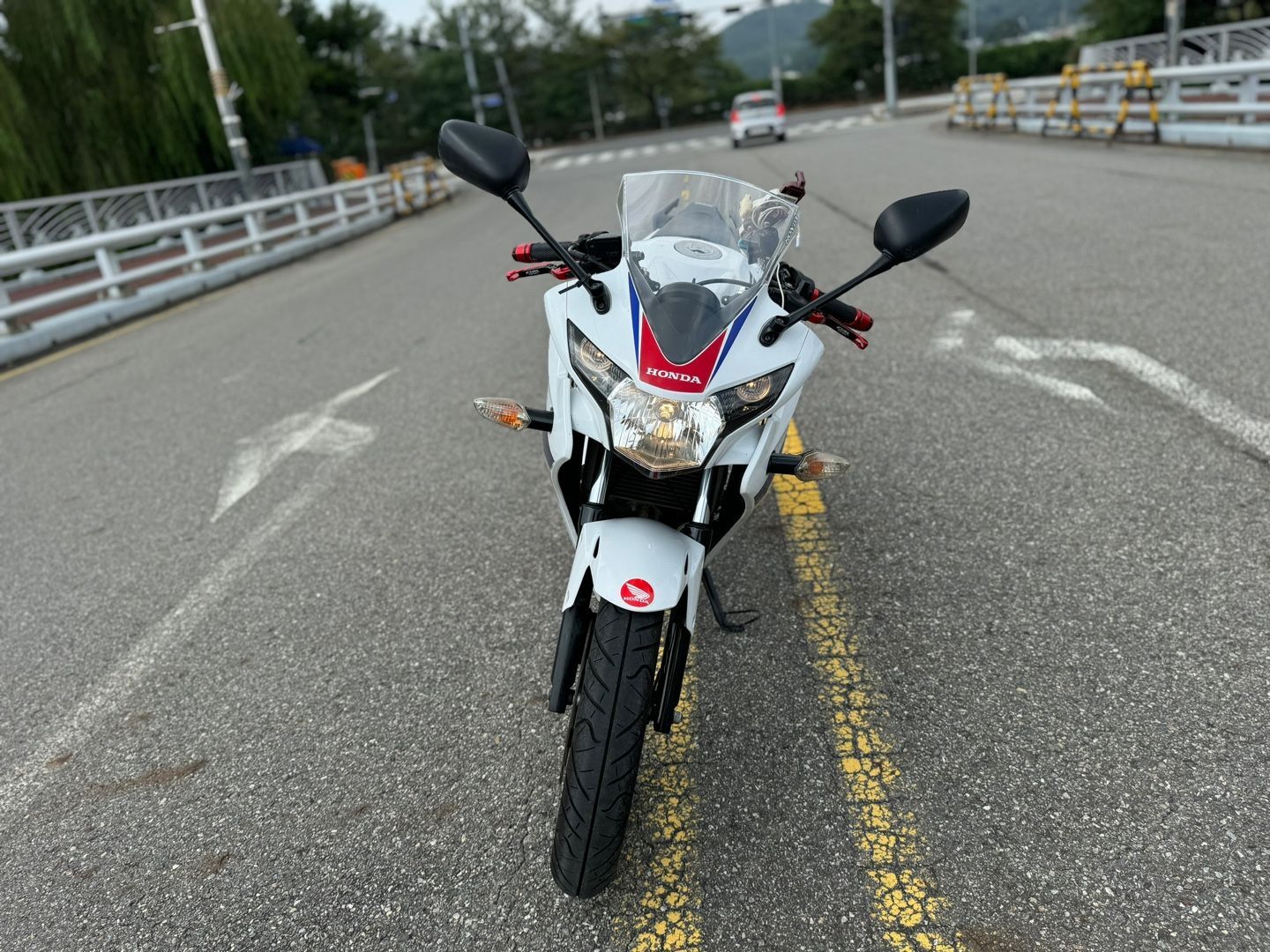 혼다 CBR 125 R more