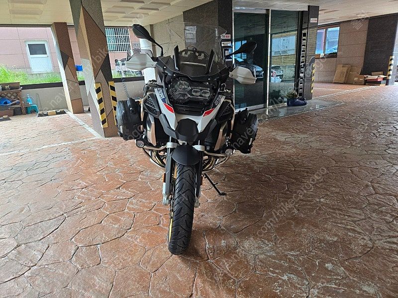 BMW R 1250 GS 어드벤처 2024 블랙 사진 5