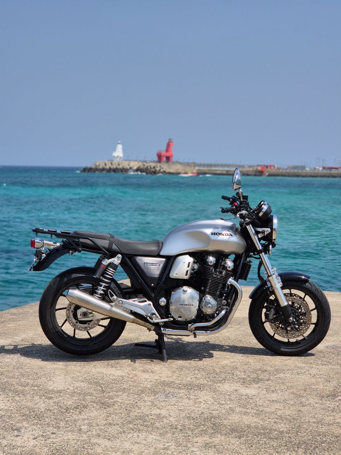 혼다 CB 1100 RS 2019 2019 실버 사진 1