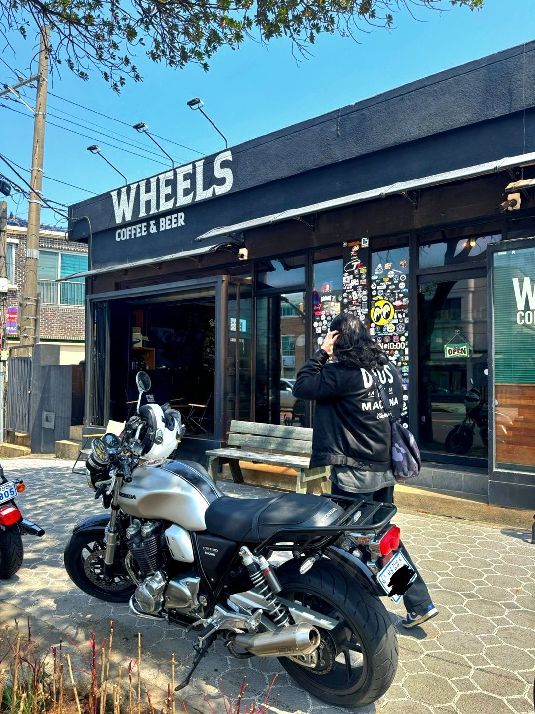 혼다 CB 1100 RS 2019 2019 실버 사진 2