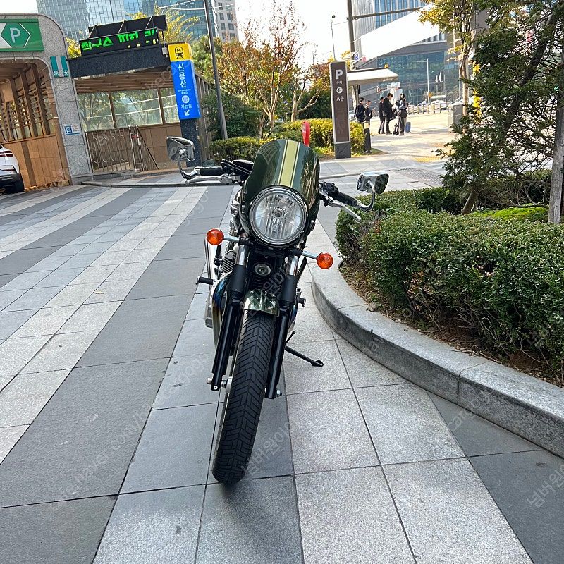 트라이엄프 트럭스턴 more