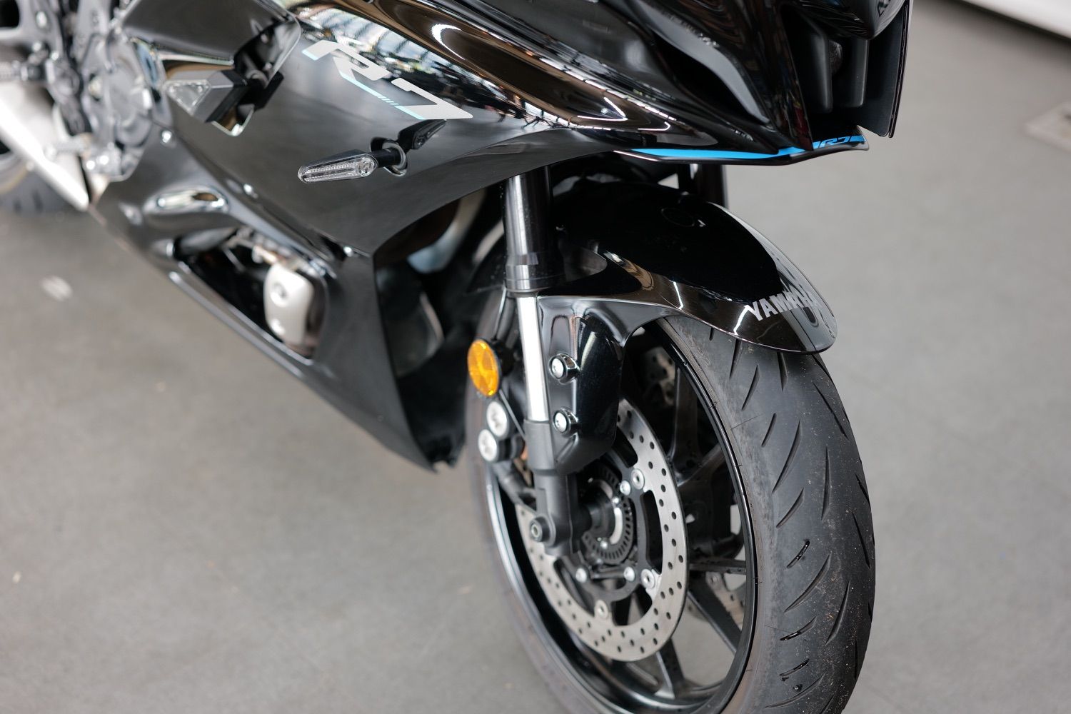 야마하 YZF R7 2023 블랙 사진 8