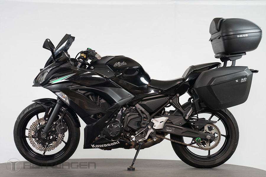 가와사키 닌자 650 thumb 2