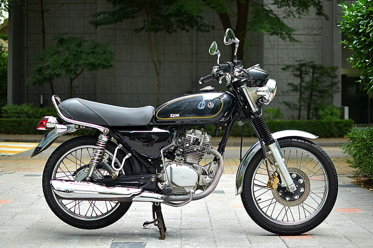 SYM 울프 125 레전드 more