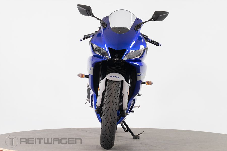 야마하 YZF R3 more