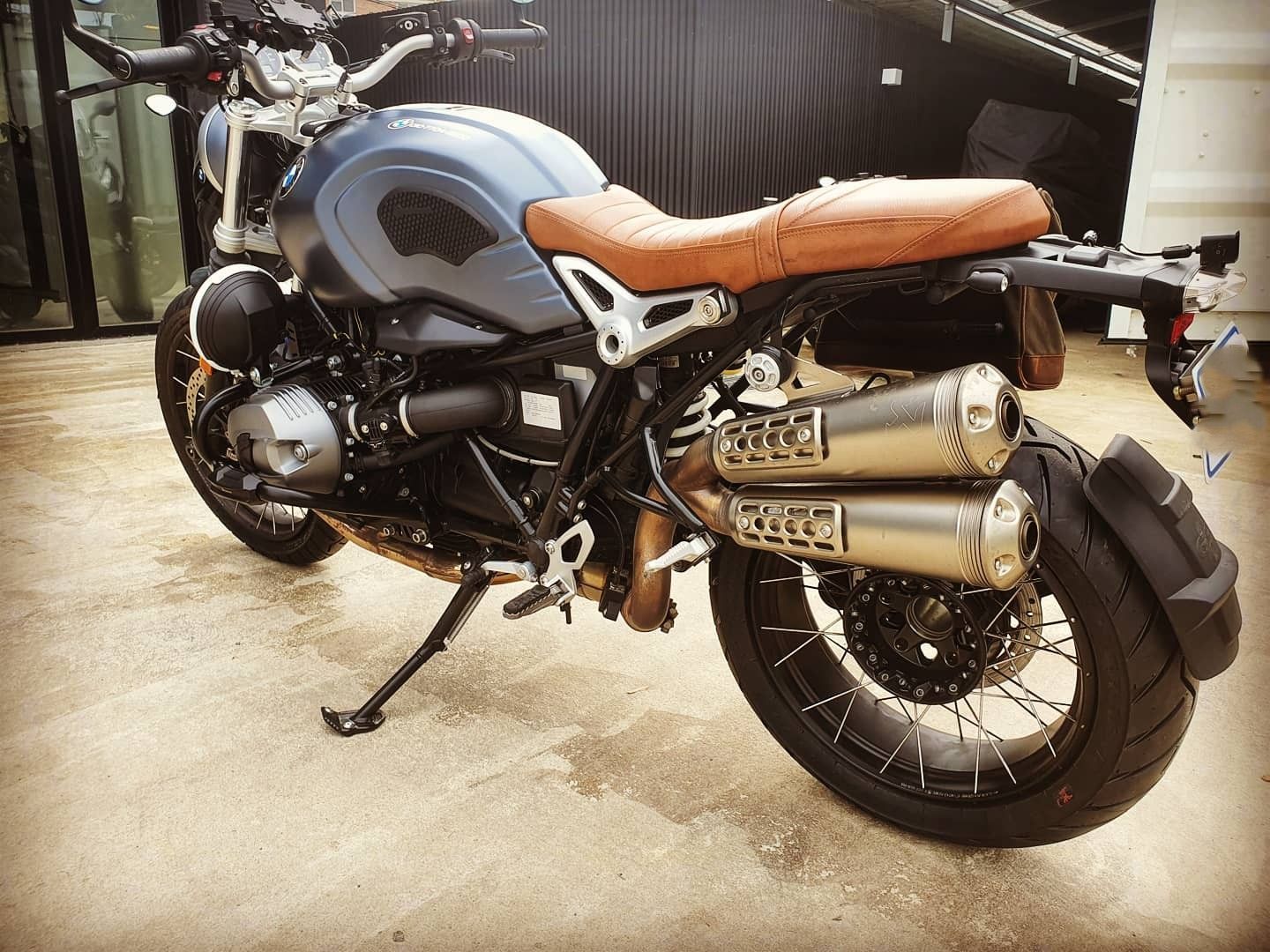 BMW R nine T 스크램블러 2019 블랙 사진 5