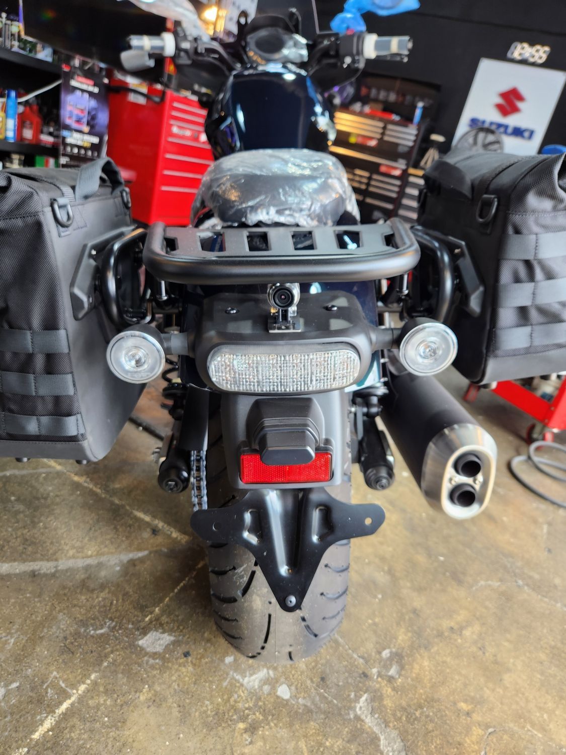 혼다 레블 1100 more