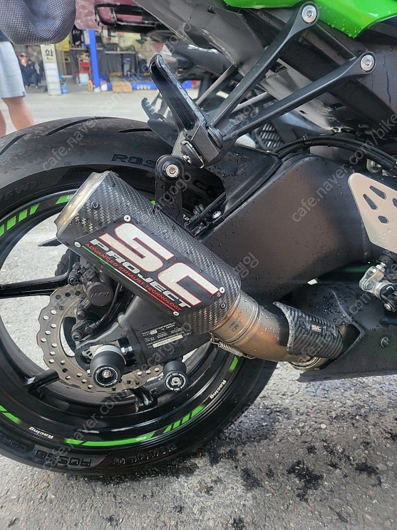 가와사키 닌자 ZX-6R more