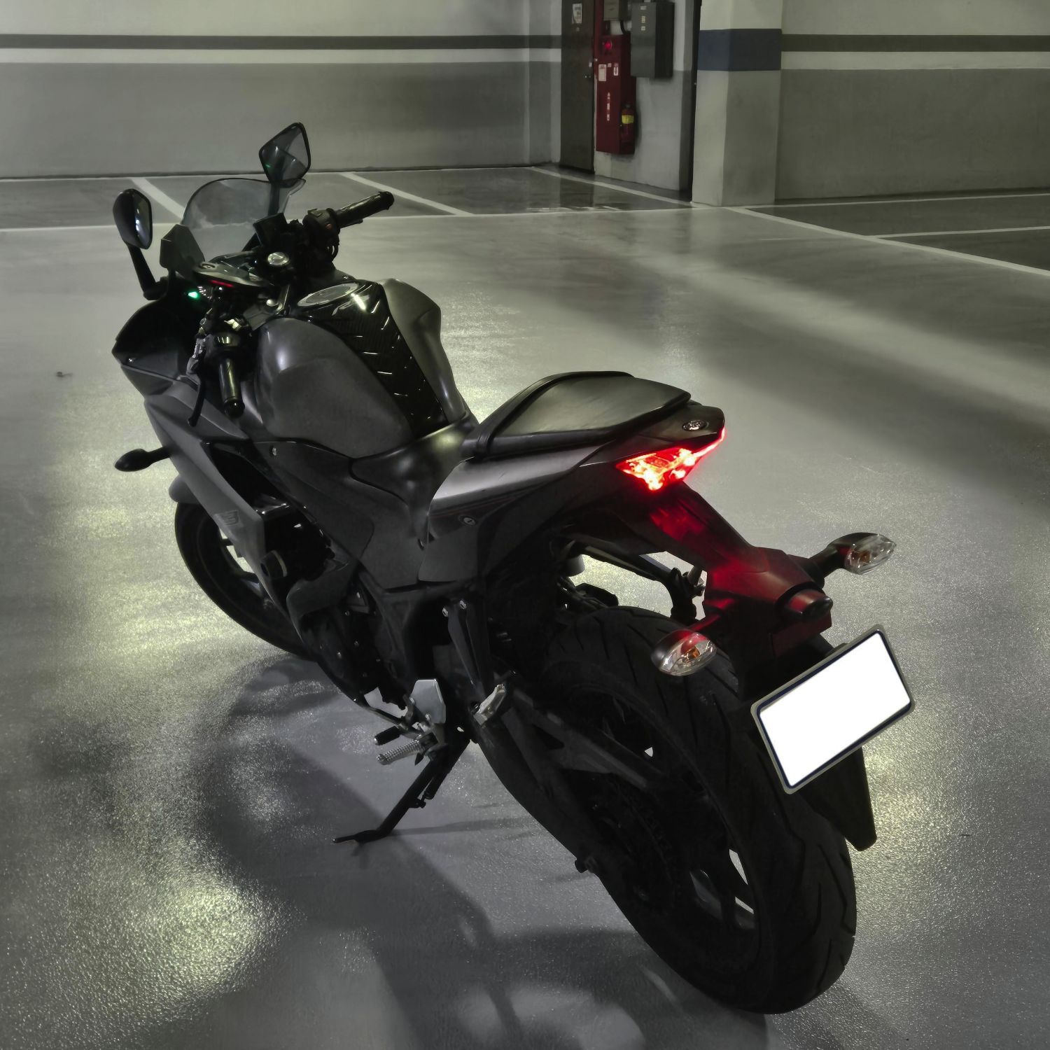 야마하 YZF R3 more