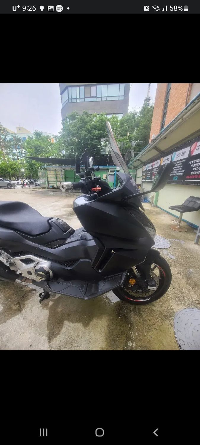 혼다 포르자 750 2023 블랙 사진 6
