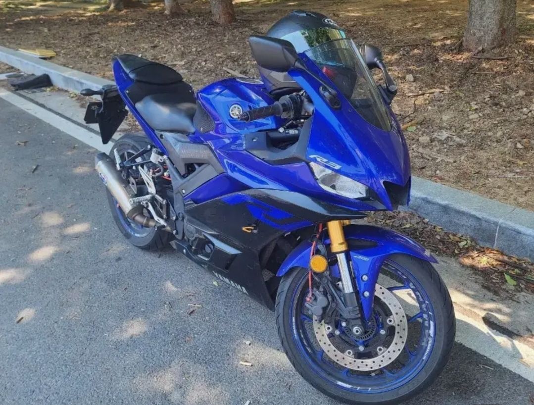 야마하 YZF R3 thumb 2