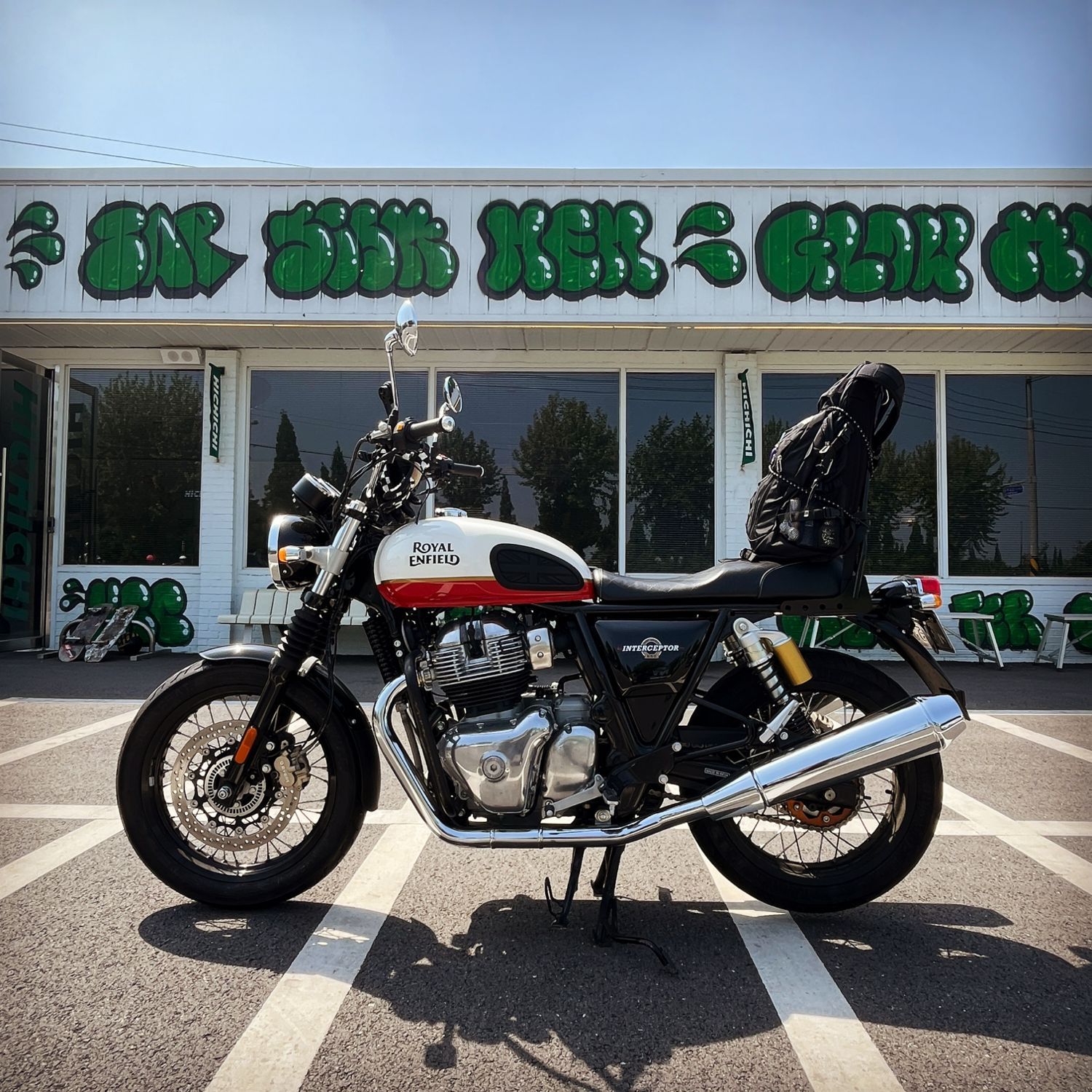 로얄엔필드 인터셉터 650 thumb 2