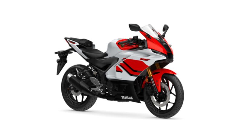 YAMAHA YZF-R3｜Y2K直撃カラーにスマホ充電もバッチリ! 街乗りもツーリングもこなす相棒、ヤマハ「YZF-R25/R3」2026年モデルが登場