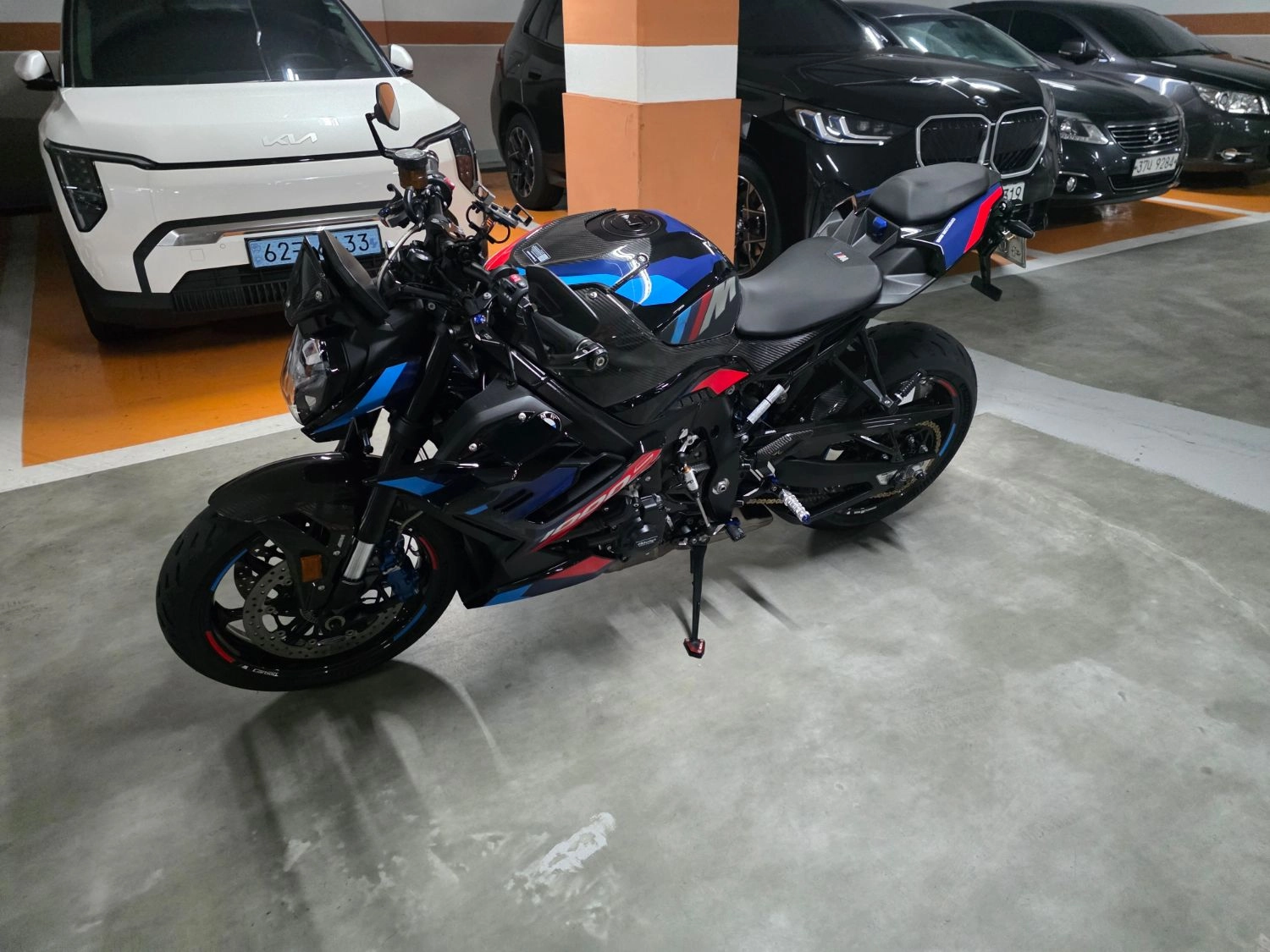 BMW M 1000 R 2024 블랙